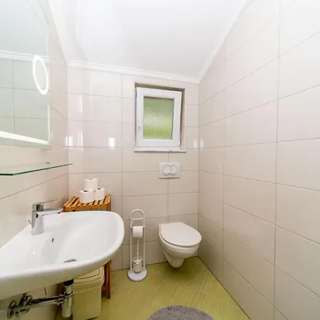 Pero Dido Apartment *