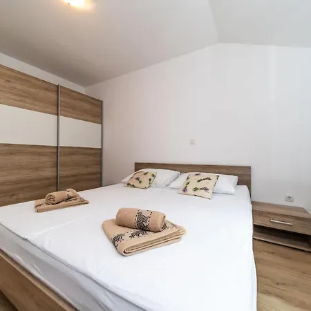 Pero Dido Апартаменты *