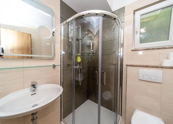 Pero Dido דירה Banjol