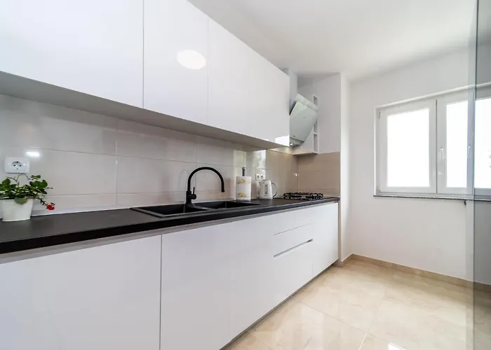 דירה Pero Dido Banjol